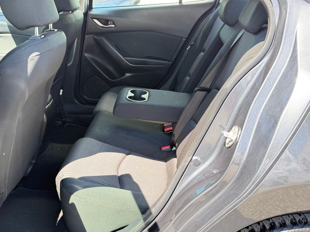 Mazda 3 GS / AUTOM / PARFAIT POUR ÉTUDIANTS / 2015 à Thetford Mines, Québec - 42 - w1024h768px
