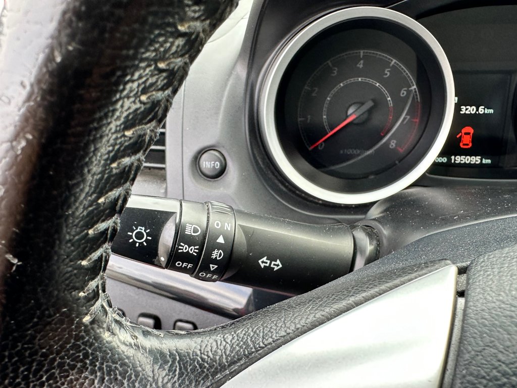 Mitsubishi Lancer MANUELLE / LIMITED / IDÉAL ÉTUDIANTS / FINANCEMENT DISPONIBLE / 2017 à Thetford Mines, Québec - 28 - w1024h768px