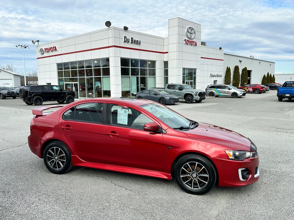 Mitsubishi Lancer MANUELLE / LIMITED / IDÉAL ÉTUDIANTS / FINANCEMENT DISPONIBLE / 2017 à Thetford Mines, Québec - 5 - w1024h768px