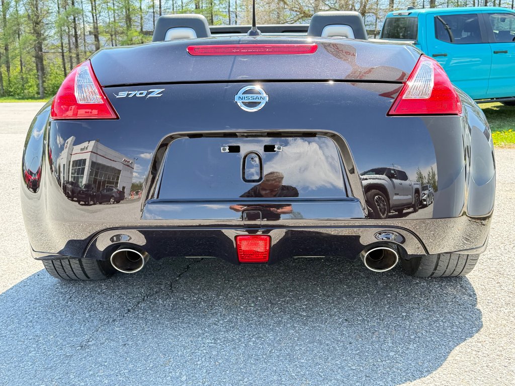 Nissan 370Z TOURING / 59,500KM /AUTOM / SHOWROOM !!!!!! / 2012 à Thetford Mines, Québec - 23 - w1024h768px