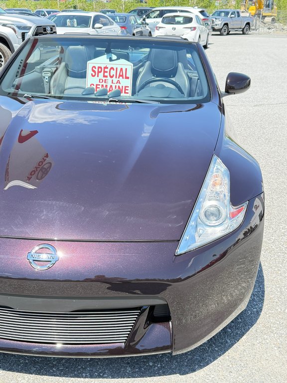 Nissan 370Z TOURING / 59,500KM /AUTOM / SHOWROOM !!!!!! / 2012 à Thetford Mines, Québec - 9 - w1024h768px