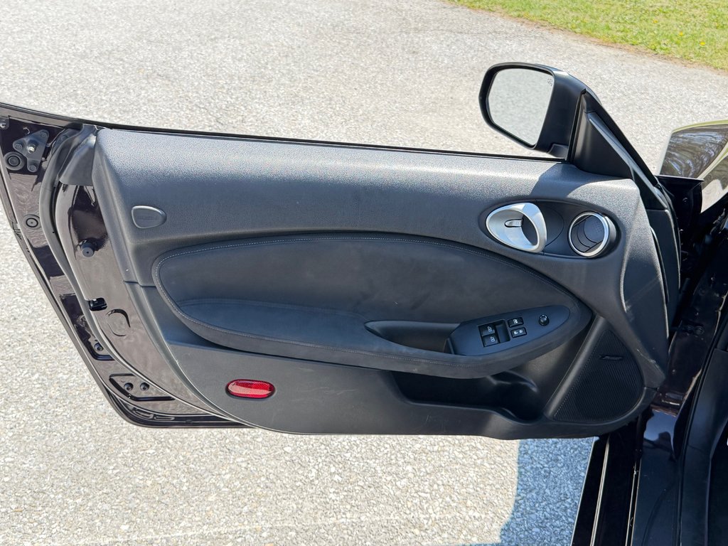Nissan 370Z TOURING / 59,500KM /AUTOM / SHOWROOM !!!!!! / 2012 à Thetford Mines, Québec - 24 - w1024h768px