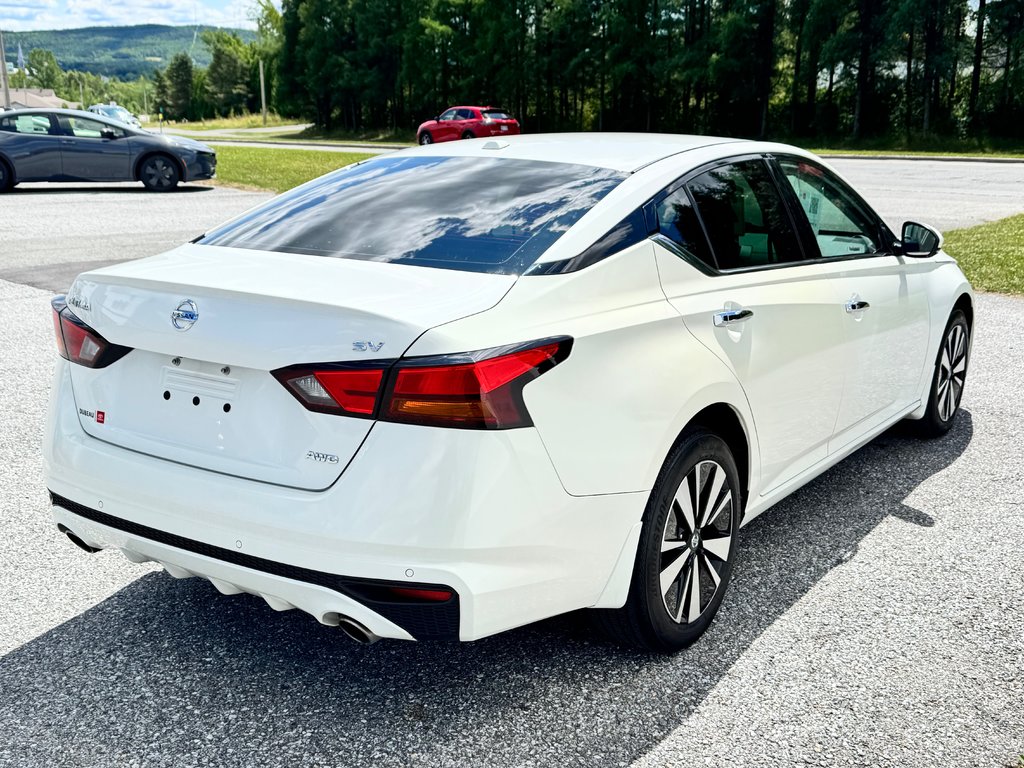 Nissan Altima SV / AWD / UNE AWD A UNE FRACTION D' UNE NEUVE / 2019 à Thetford Mines, Québec - 4 - w1024h768px