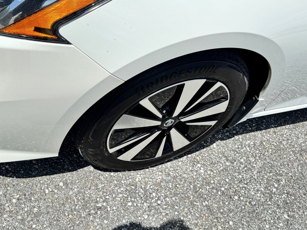 Nissan Altima SV / AWD / UNE AWD A UNE FRACTION D' UNE NEUVE / 2019 à Thetford Mines, Québec - 14 - w1024h768px