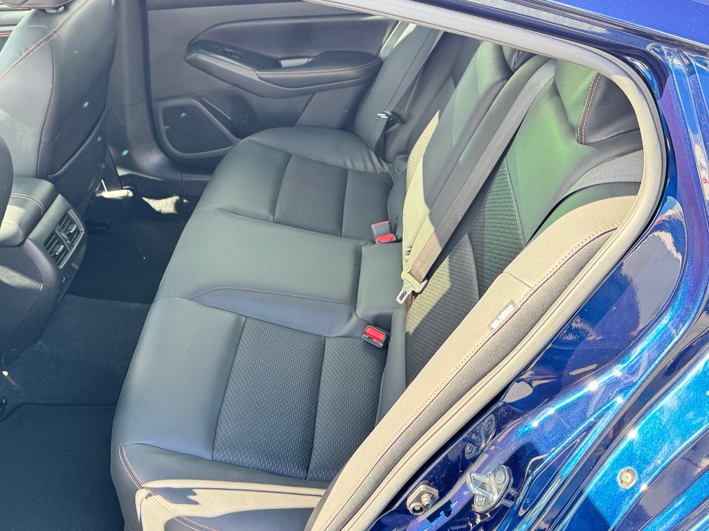 Nissan Altima 2.5 SR AWD / OUI 15.082KM SEULEMENT WOWWWWWWW / 2021 à Thetford Mines, Québec - 56 - w1024h768px