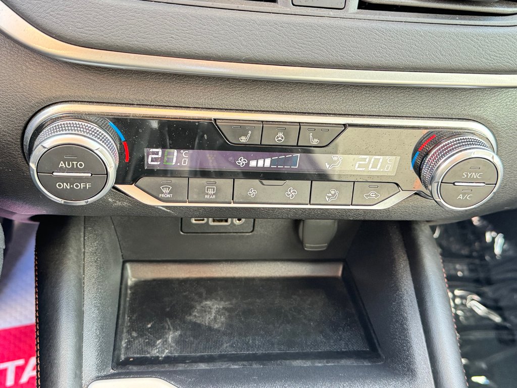 Nissan Altima 2.5 SR AWD / OUI 15.082KM SEULEMENT WOWWWWWWW / 2021 à Thetford Mines, Québec - 45 - w1024h768px