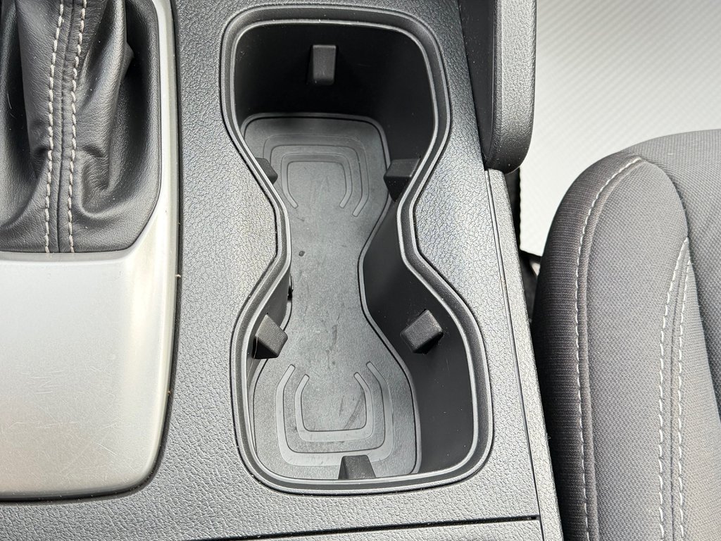 Nissan Frontier SV 4X4 / CREW CAB / TRÈS BAS KILOS / 2022 à Thetford Mines, Québec - 44 - w1024h768px