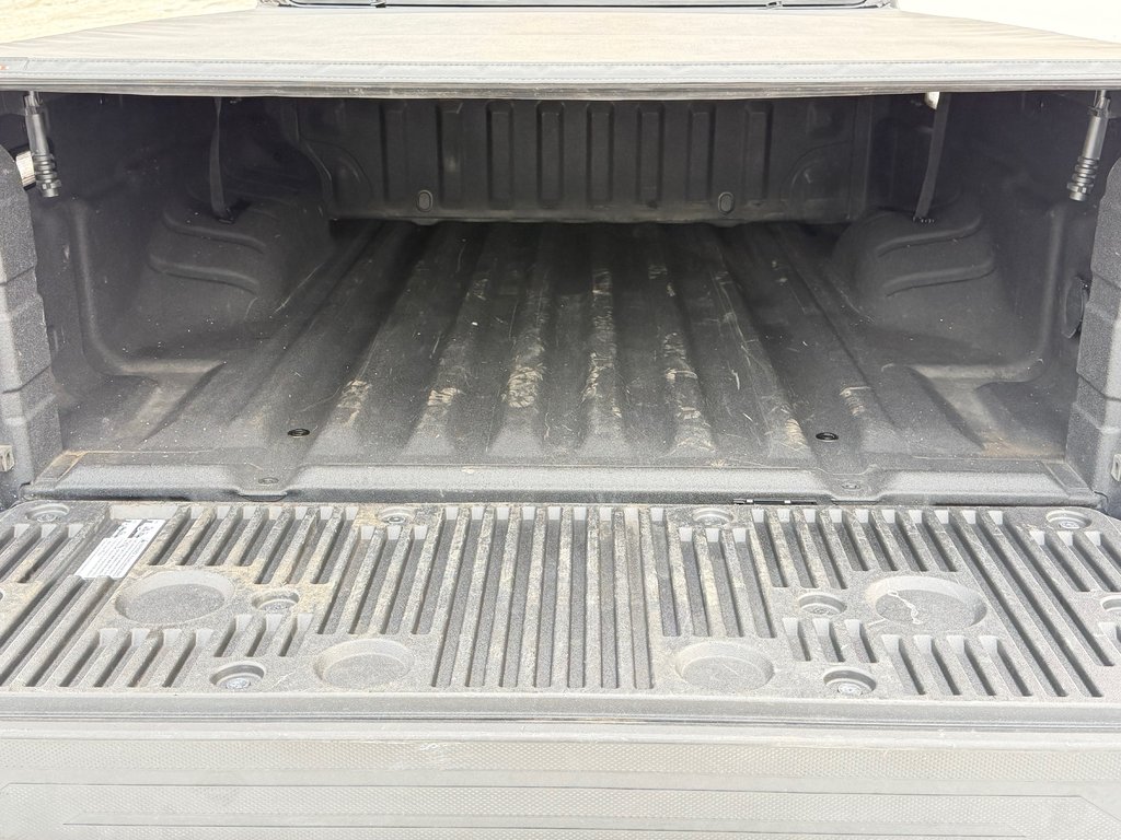 Nissan Frontier SV 4X4 / CREW CAB / TRÈS BAS KILOS / 2022 à Thetford Mines, Québec - 55 - w1024h768px