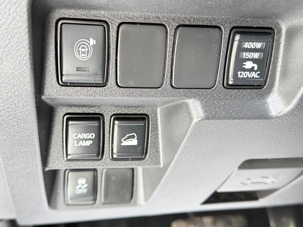 Nissan Frontier SV 4X4 / CREW CAB / TRÈS BAS KILOS / 2022 à Thetford Mines, Québec - 30 - w1024h768px