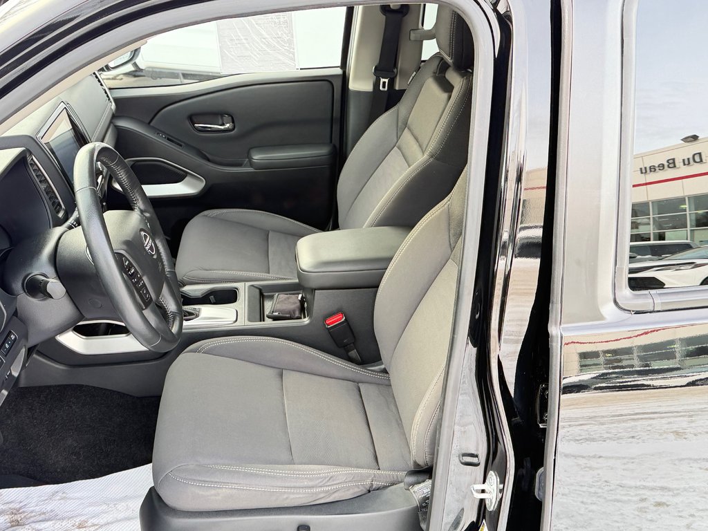 Nissan Frontier SV 4X4 / CREW CAB / TRÈS BAS KILOS / 2022 à Thetford Mines, Québec - 26 - w1024h768px