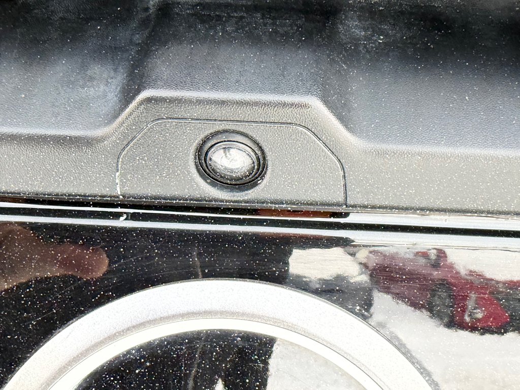 Nissan Frontier SV 4X4 / CREW CAB / TRÈS BAS KILOS / 2022 à Thetford Mines, Québec - 19 - w1024h768px