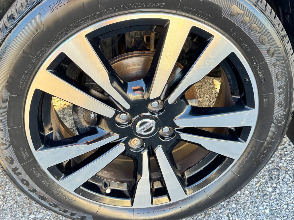 2019 Nissan Kicks SV FWD / BAS KILOS / LA MOINS CHER SUR LE MARCHÉ / in Thetford Mines, Quebec - 15 - w1024h768px