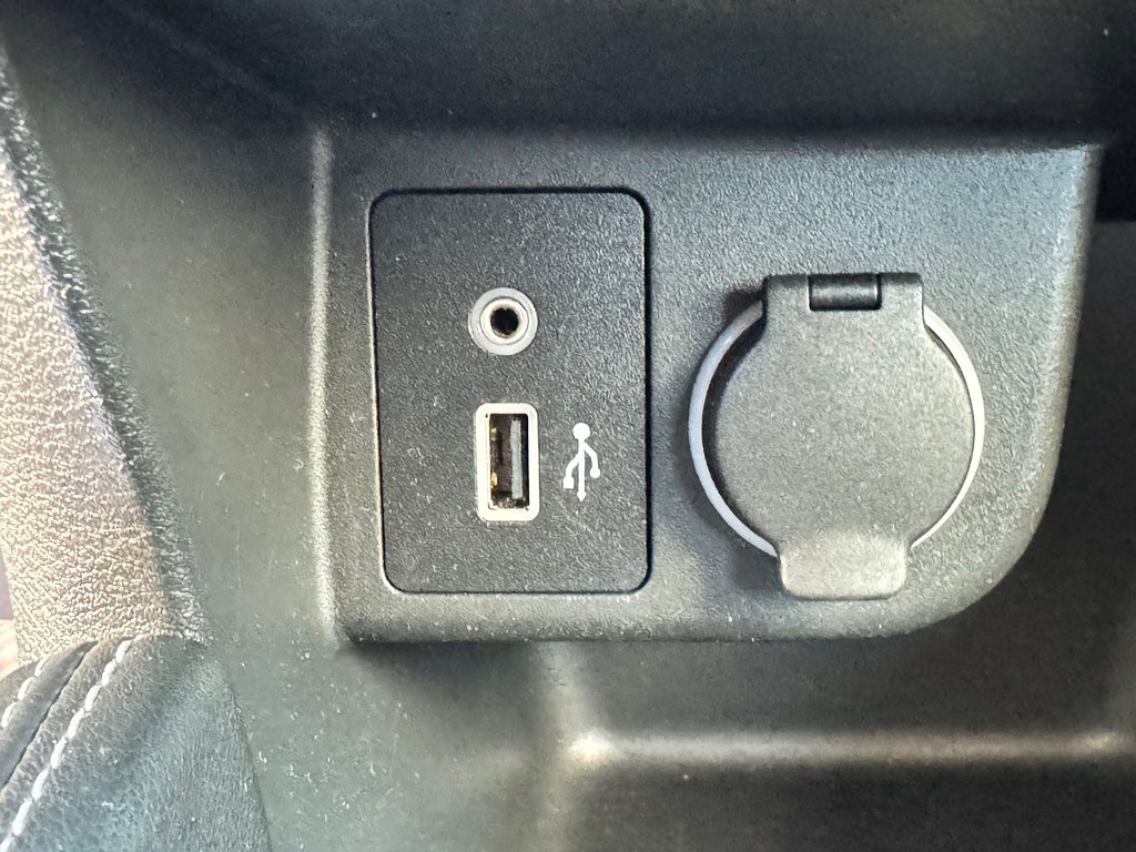 2019 Nissan Kicks SV FWD / BAS KILOS / LA MOINS CHER SUR LE MARCHÉ / in Thetford Mines, Quebec - 39 - w1024h768px