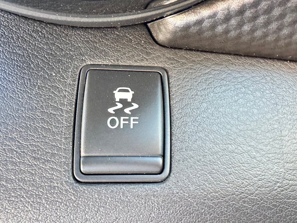 2019 Nissan Kicks SV FWD / BAS KILOS / LA MOINS CHER SUR LE MARCHÉ / in Thetford Mines, Quebec - 27 - w1024h768px