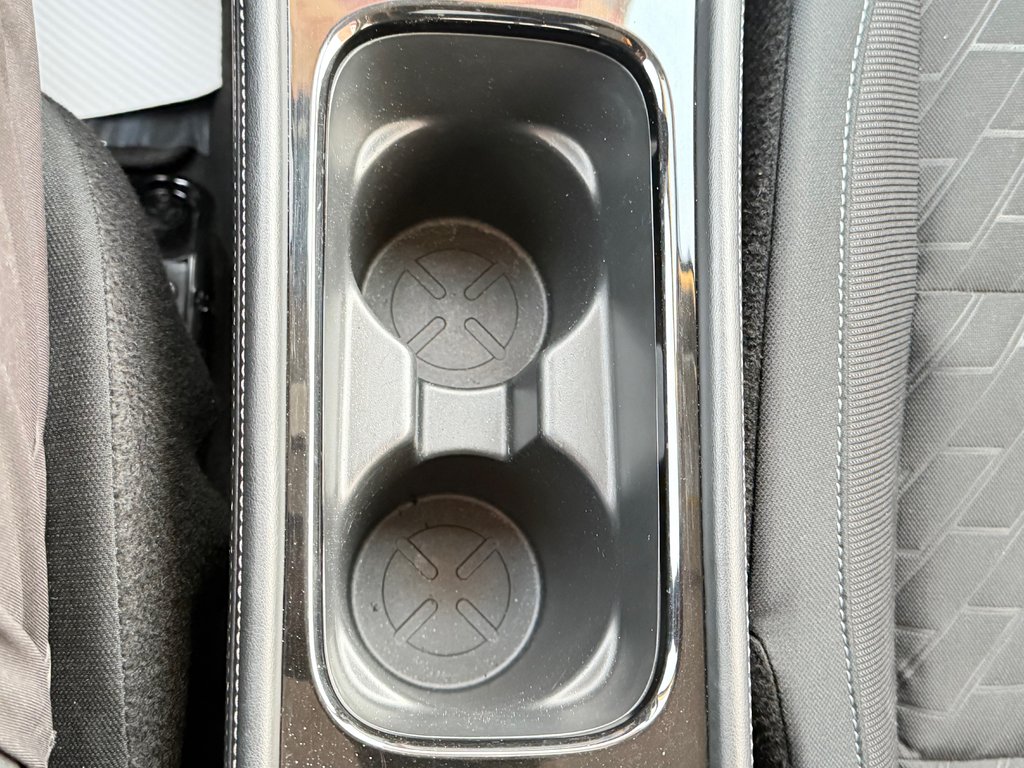 2024 Nissan Kicks SV / TRÈS BAS KILOS / PRIX IMBATTABLE / in Thetford Mines, Quebec - 40 - w1024h768px