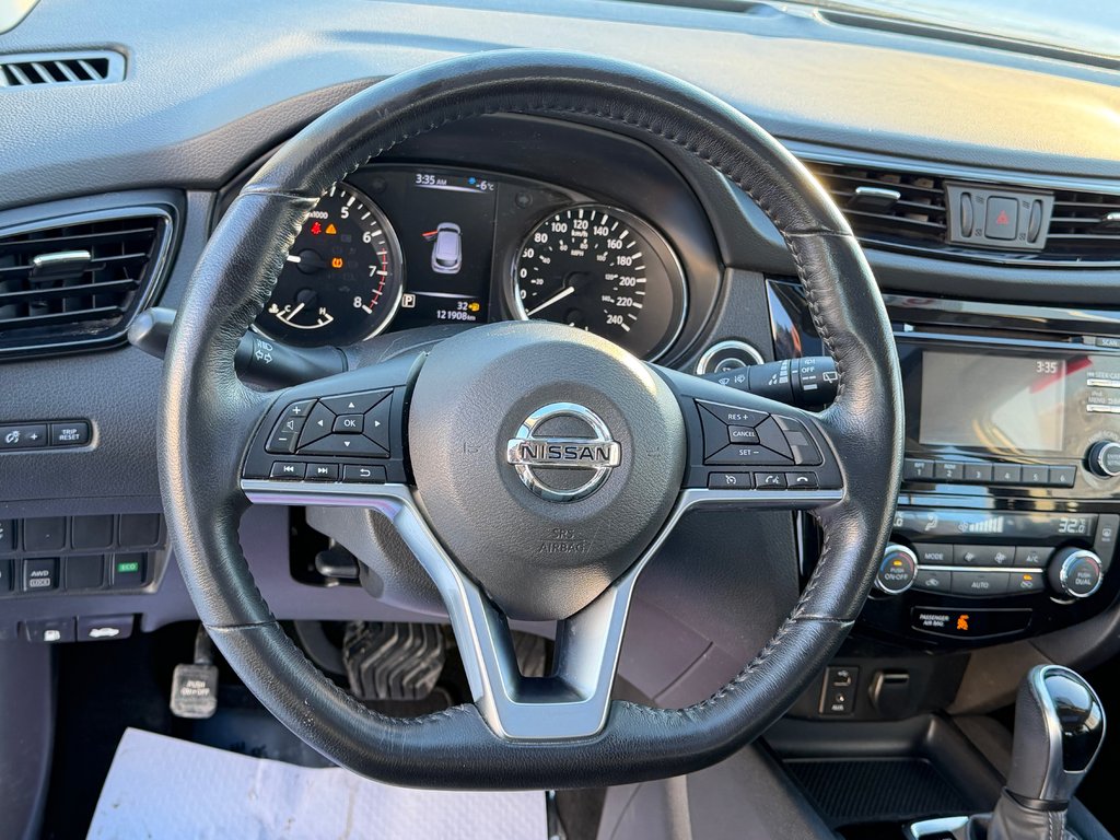 Nissan Qashqai SV AWD / BAS KILOS / AUBAINE A SAISIR !!! / 2017 à Thetford Mines, Québec - 33 - w1024h768px