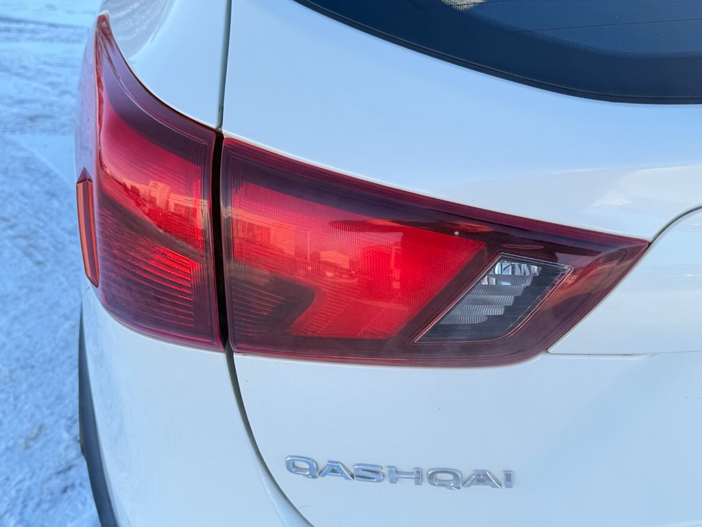 Nissan Qashqai SV AWD / BAS KILOS / AUBAINE A SAISIR !!! / 2017 à Thetford Mines, Québec - 21 - w1024h768px