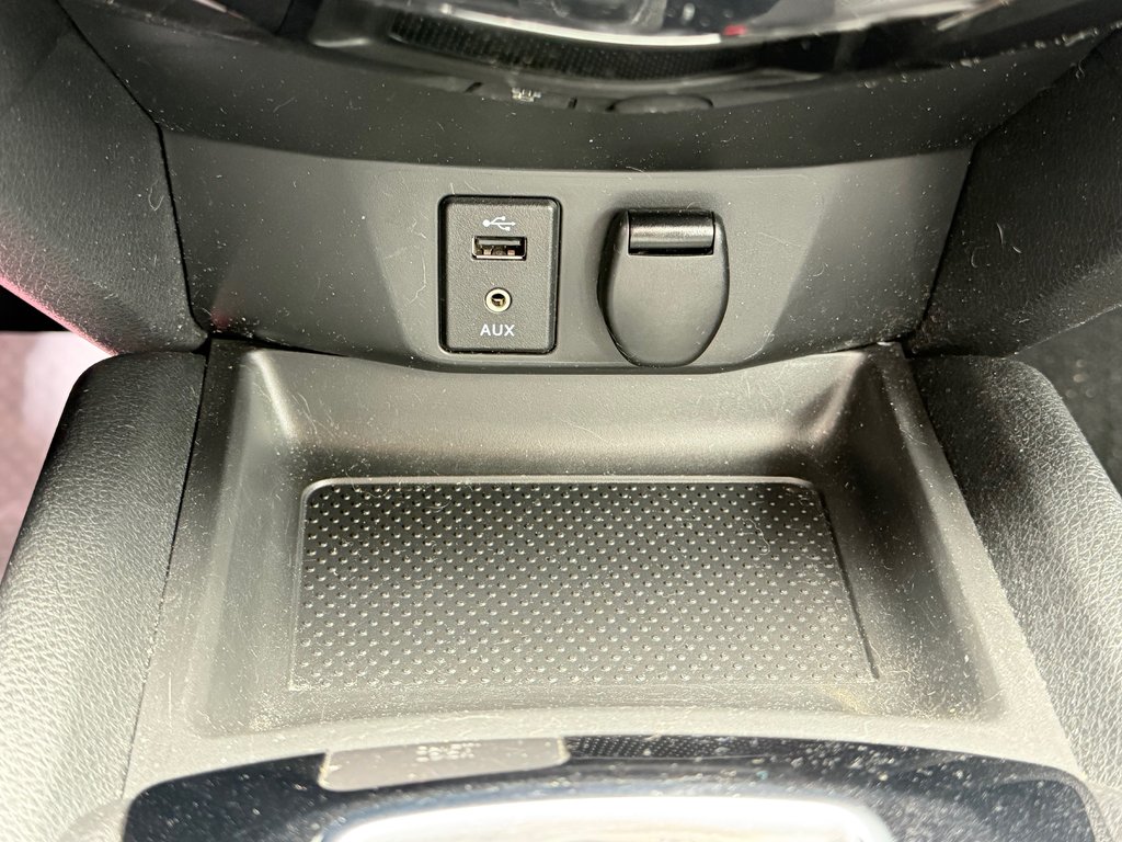 2017 Nissan Qashqai SV AWD / BAS KILOS / AUBAINE A SAISIR !!! / in Thetford Mines, Quebec - 42 - w1024h768px