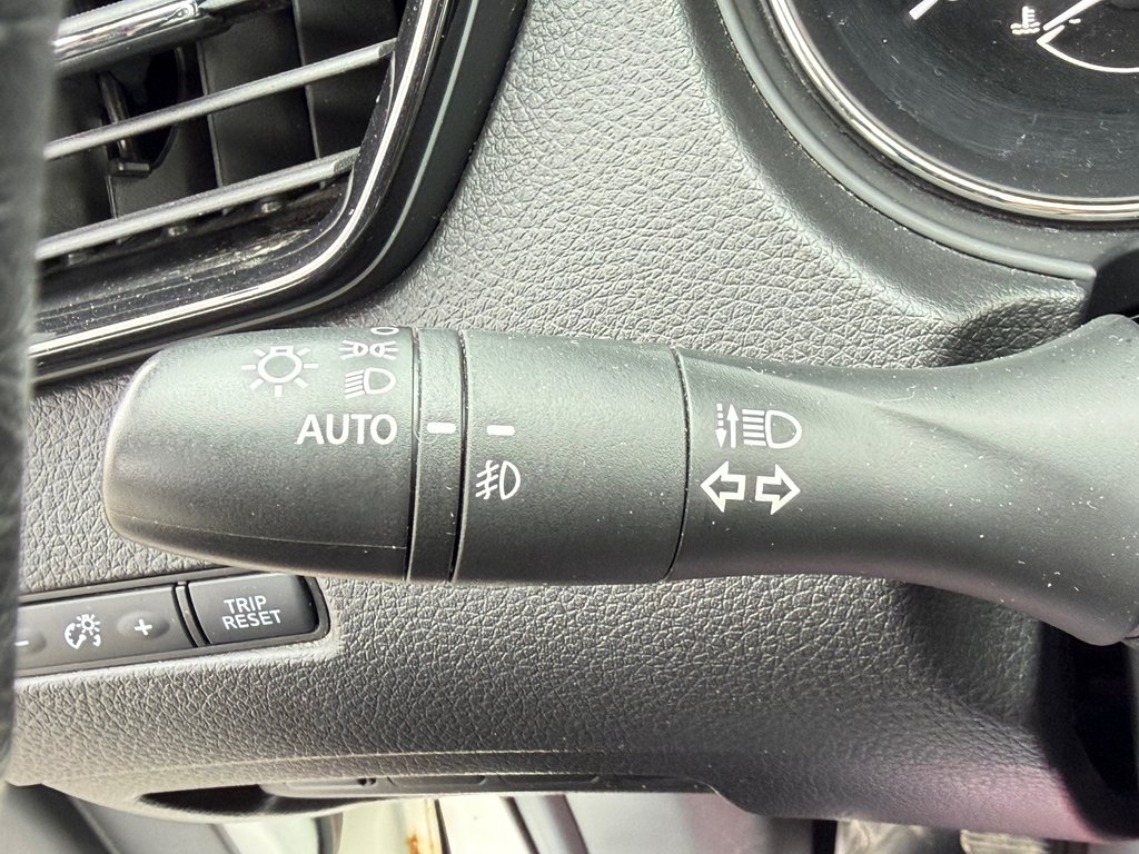 2017 Nissan Qashqai SV AWD / BAS KILOS / AUBAINE A SAISIR !!! / in Thetford Mines, Quebec - 34 - w1024h768px