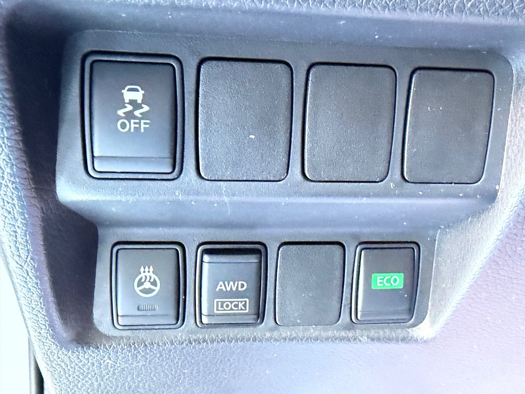 Nissan Qashqai SV AWD / BAS KILOS / AUBAINE A SAISIR !!! / 2017 à Thetford Mines, Québec - 32 - w1024h768px