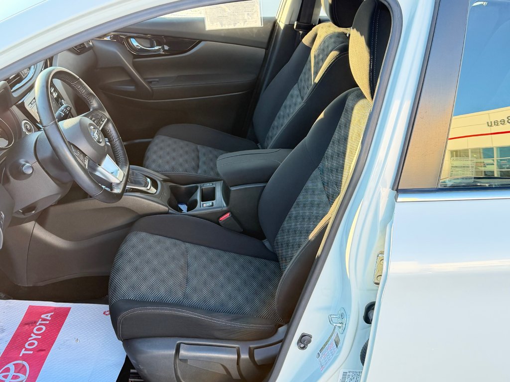 Nissan Qashqai SV AWD / BAS KILOS / AUBAINE A SAISIR !!! / 2017 à Thetford Mines, Québec - 28 - w1024h768px