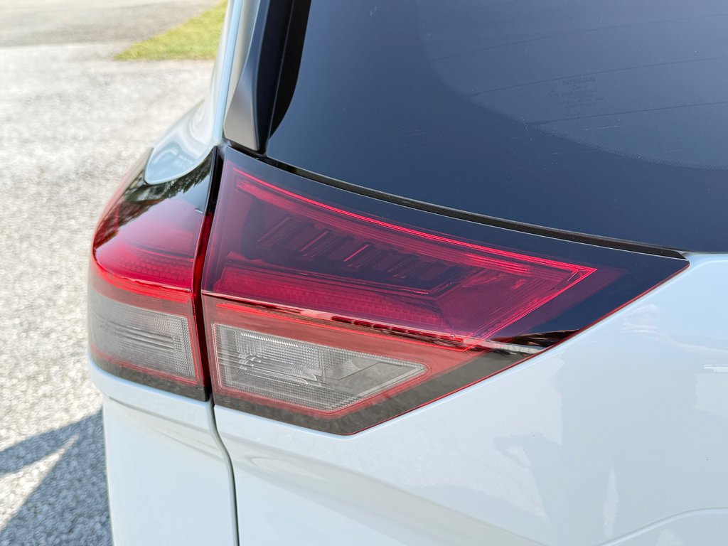 Nissan Rogue S FWD / TRÈS BAS KILOS / DEAL A SAISIR !!! / 2023 à Thetford Mines, Québec - 20 - w1024h768px