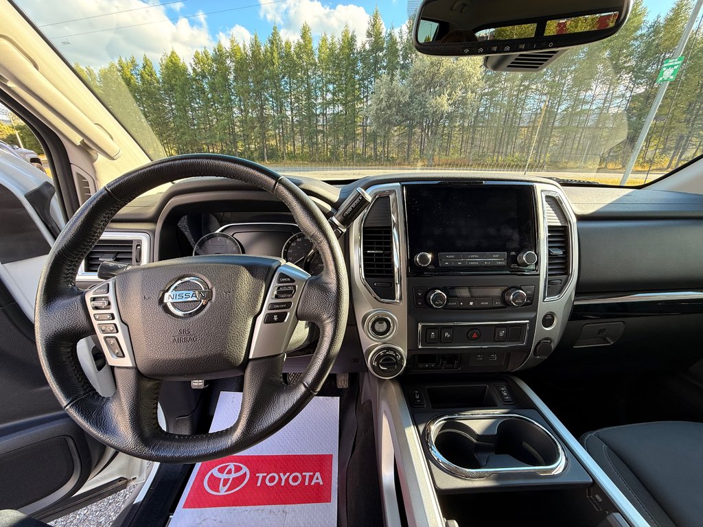 Nissan Titan SV 4X4 / V8 / SEULEMENT 60 976 km / IMPECCABLE / 1 SEUL PROPRIÉTAIRE 2020 à Thetford Mines, Québec - 30 - w1024h768px