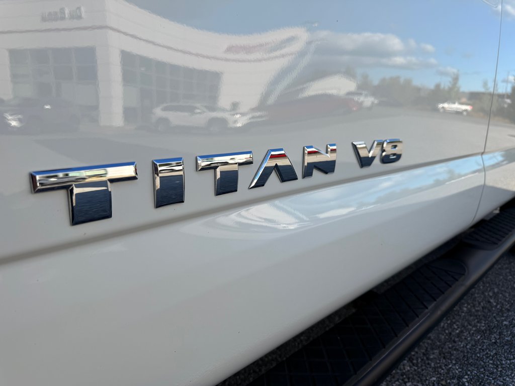 Nissan Titan SV 4X4 / V8 / SEULEMENT 60 976 km / IMPECCABLE / 1 SEUL PROPRIÉTAIRE 2020 à Thetford Mines, Québec - 18 - w1024h768px