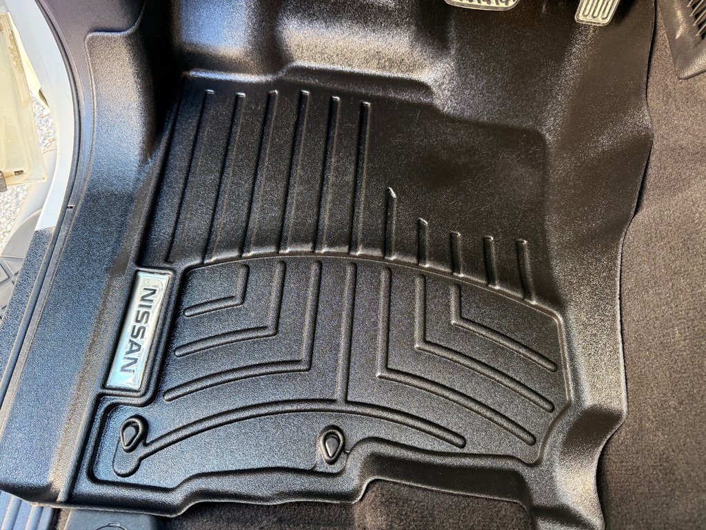 Nissan Titan SV 4X4 / V8 / SEULEMENT 60 976 km / IMPECCABLE / 1 SEUL PROPRIÉTAIRE 2020 à Thetford Mines, Québec - 27 - w1024h768px