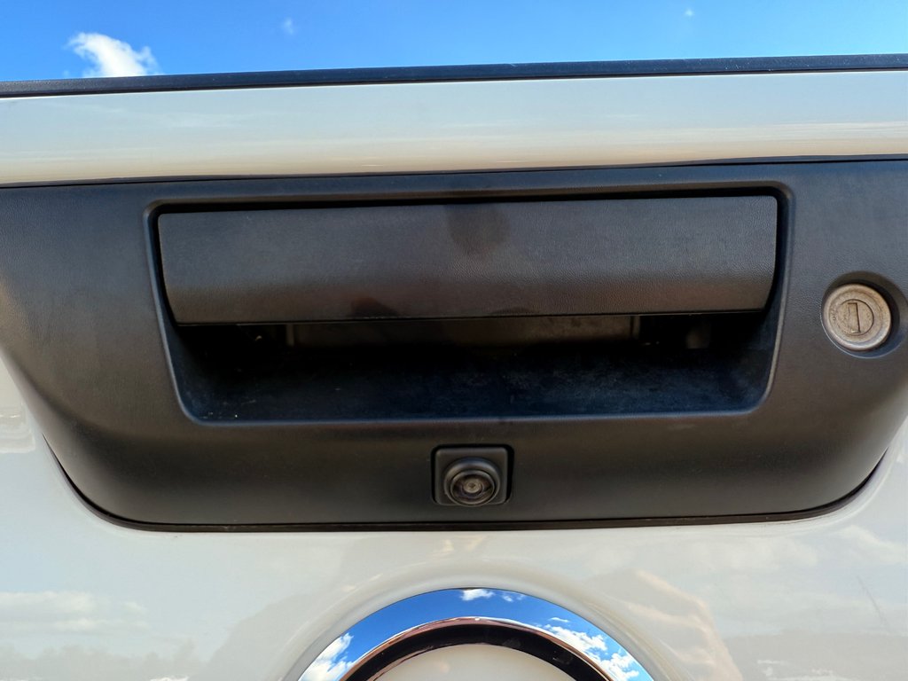 Nissan Titan SV 4X4 / V8 / SEULEMENT 60 976 km / IMPECCABLE / 1 SEUL PROPRIÉTAIRE 2020 à Thetford Mines, Québec - 21 - w1024h768px