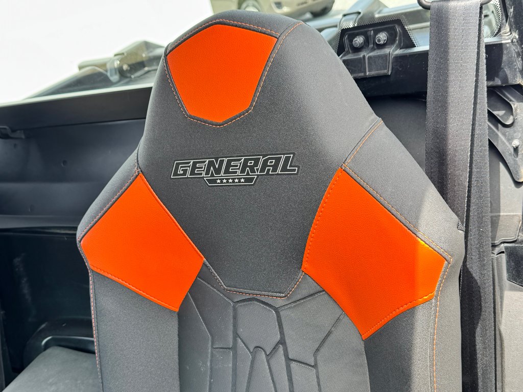 Polaris GÉNÉRAL 1000cc / BEAUCOUP D'AJOUTS / TRES PROPRE 2017 à Thetford Mines, Québec - 38 - w1024h768px