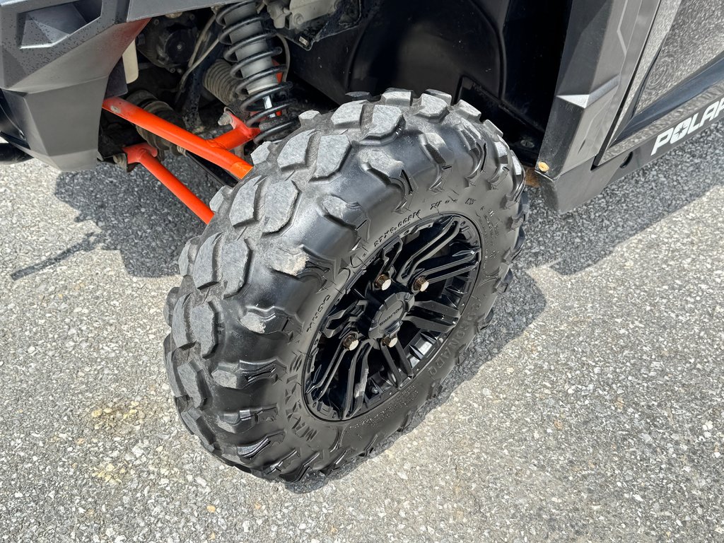 Polaris GÉNÉRAL 1000cc / BEAUCOUP D'AJOUTS / TRES PROPRE 2017 à Thetford Mines, Québec - 15 - w1024h768px