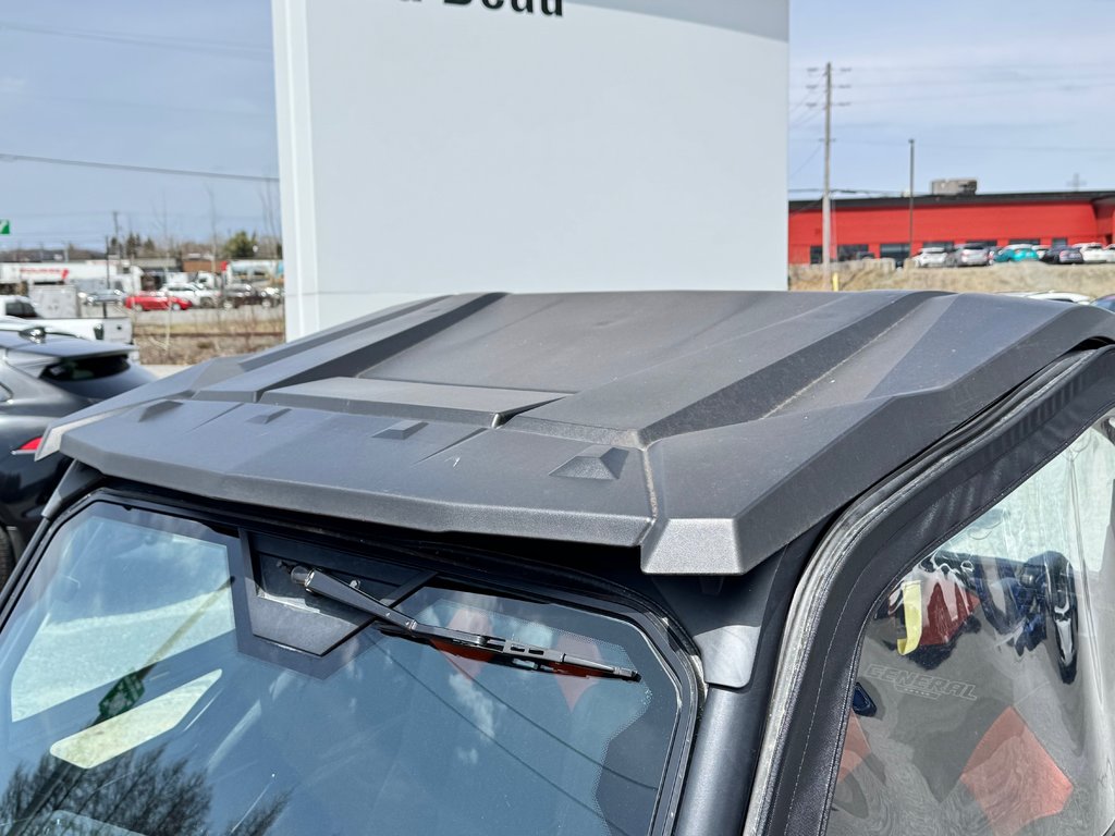 Polaris GÉNÉRAL 1000cc / BEAUCOUP D'AJOUTS / TRES PROPRE 2017 à Thetford Mines, Québec - 29 - w1024h768px