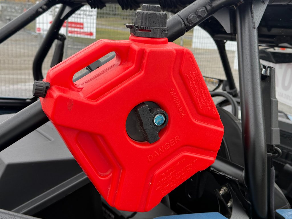 Polaris RZR 9OO TRAIL 2.000$ AJOUTS / TOIT * DEMI-VITRE * BIDON ESSENCE * COFFRE ARR  / 2025 à Thetford Mines, Québec - 34 - w1024h768px