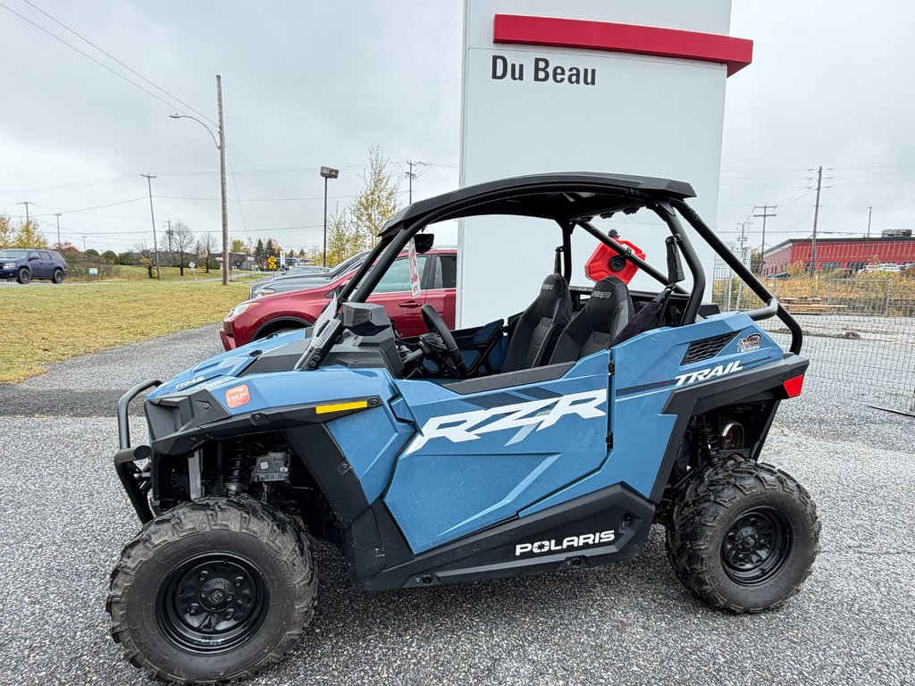 Polaris RZR 9OO TRAIL 2.000$ AJOUTS / TOIT * DEMI-VITRE * BIDON ESSENCE * COFFRE ARR  / 2025 à Thetford Mines, Québec - 8 - w1024h768px