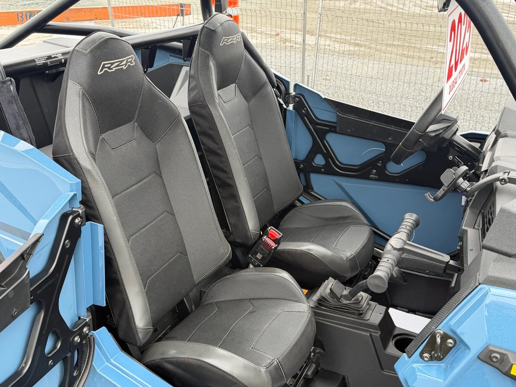 Polaris RZR 9OO TRAIL 2.000$ AJOUTS / TOIT * DEMI-VITRE * BIDON ESSENCE * COFFRE ARR  / 2025 à Thetford Mines, Québec - 23 - w1024h768px
