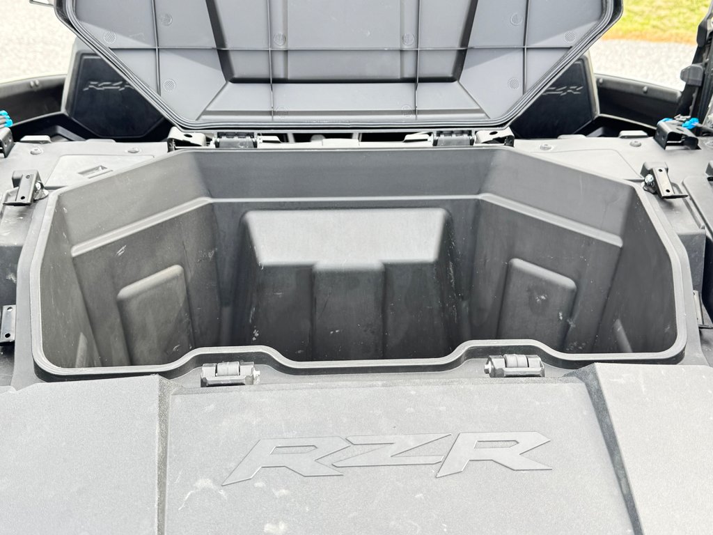 Polaris RZR PRO XP SPORT PORTES FERMÉS / PARE-BRISE COMPLET / GARANTIE PROLONGÉE 2027 * 88,07$/sem TOUT INCLUS !!!! 2022 à Thetford Mines, Québec - 23 - w1024h768px