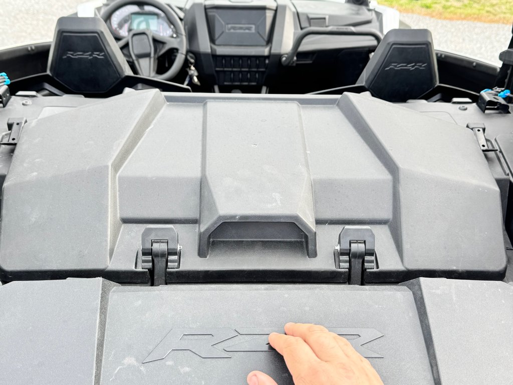 Polaris RZR PRO XP SPORT PORTES FERMÉS / PARE-BRISE COMPLET / GARANTIE PROLONGÉE 2027 * 88,07$/sem TOUT INCLUS !!!! 2022 à Thetford Mines, Québec - 22 - w1024h768px