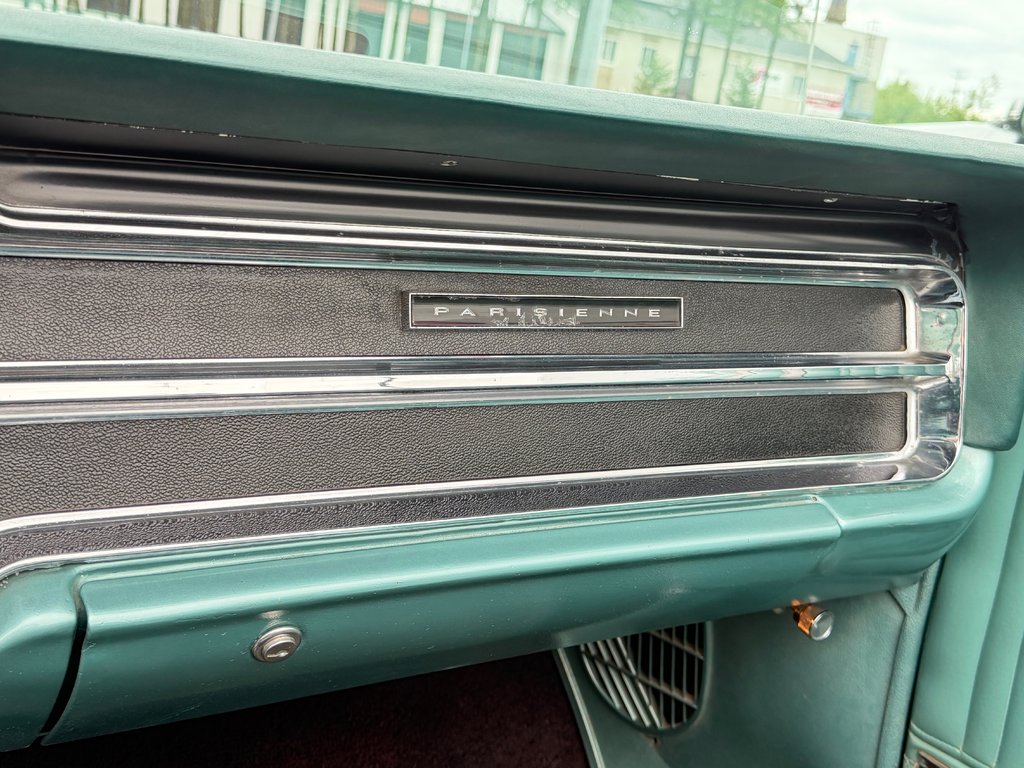 Pontiac PARISIENNE CONVERTIBLE / TOIT ELEC. / MOTEUR V8 283 1965 à Thetford Mines, Québec - 47 - w1024h768px