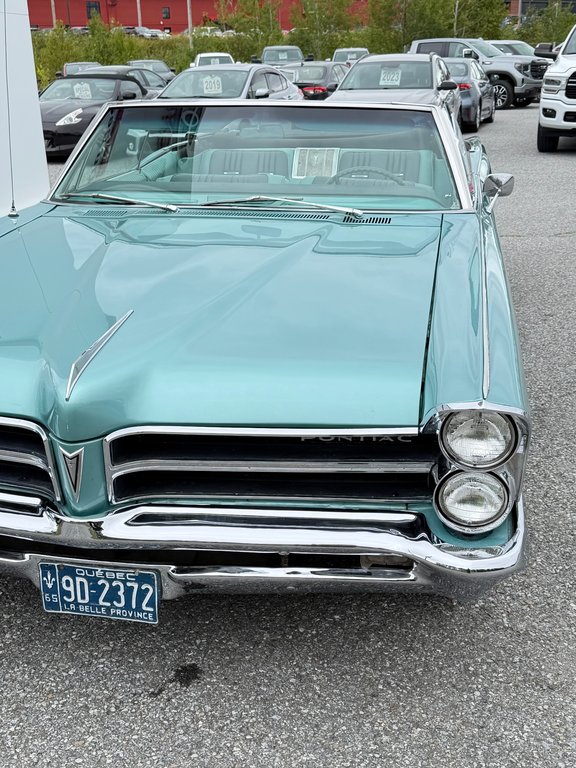 Pontiac PARISIENNE CONVERTIBLE / TOIT ELEC. / MOTEUR V8 283 1965 à Thetford Mines, Québec - 8 - w1024h768px