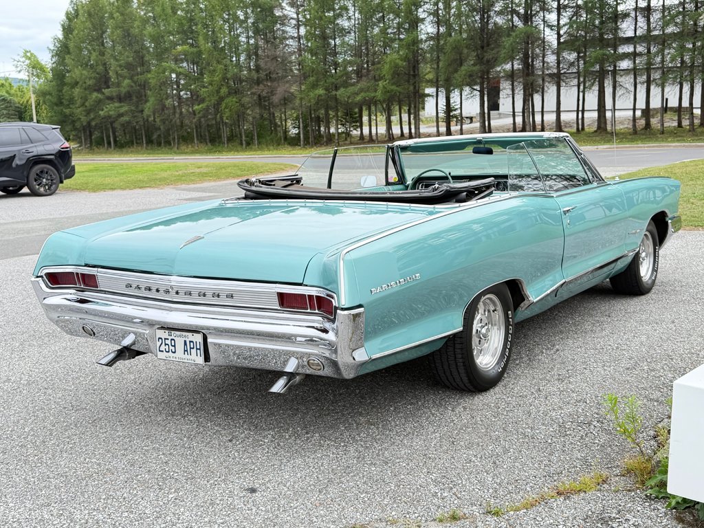 Pontiac PARISIENNE CONVERTIBLE / TOIT ELEC. / MOTEUR V8 283 1965 à Thetford Mines, Québec - 4 - w1024h768px