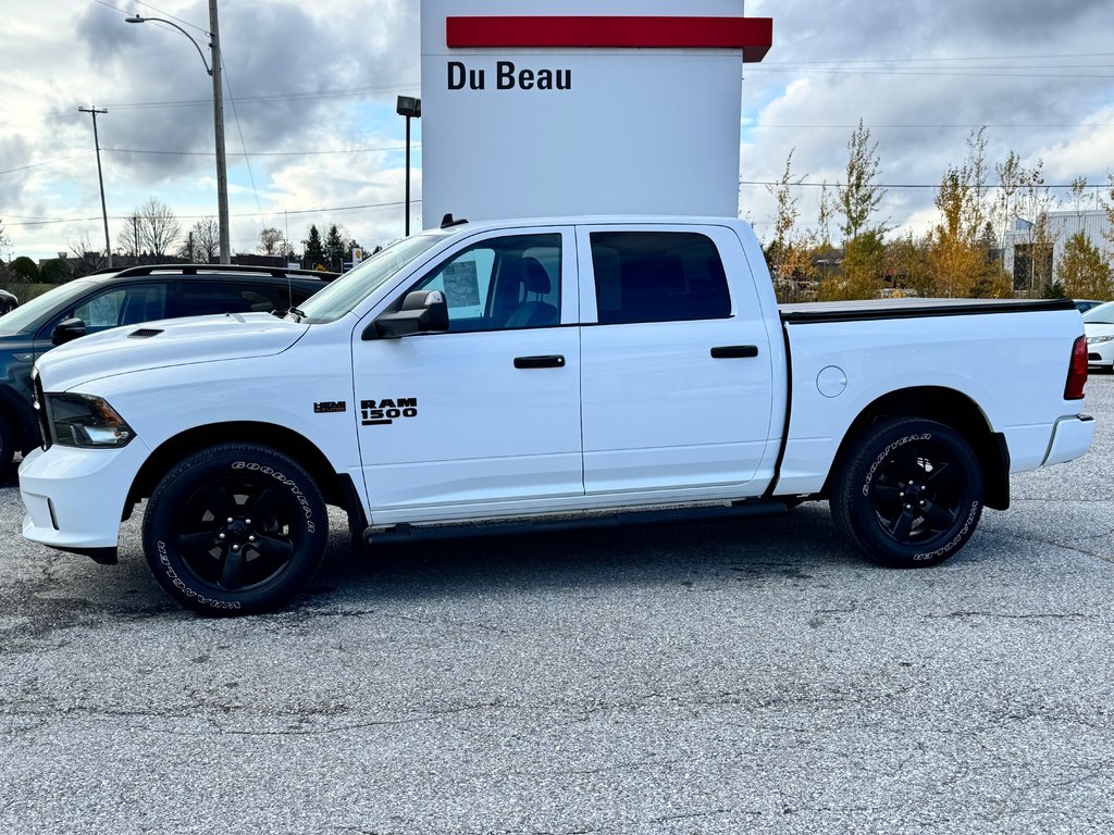 2021 Ram 1500 Classic TRADESMAN 4X4 5.7 / TRÈS BAS KILOS 45.500KM WOW / in Thetford Mines, Quebec - 7 - w1024h768px