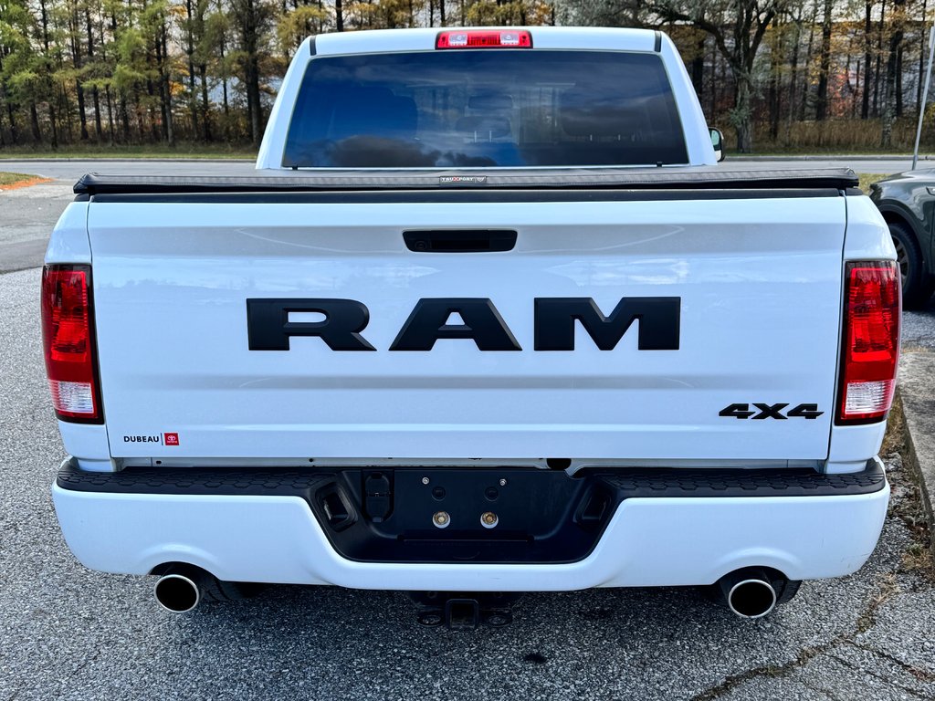 2021 Ram 1500 Classic TRADESMAN 4X4 5.7 / TRÈS BAS KILOS 45.500KM WOW / in Thetford Mines, Quebec - 5 - w1024h768px