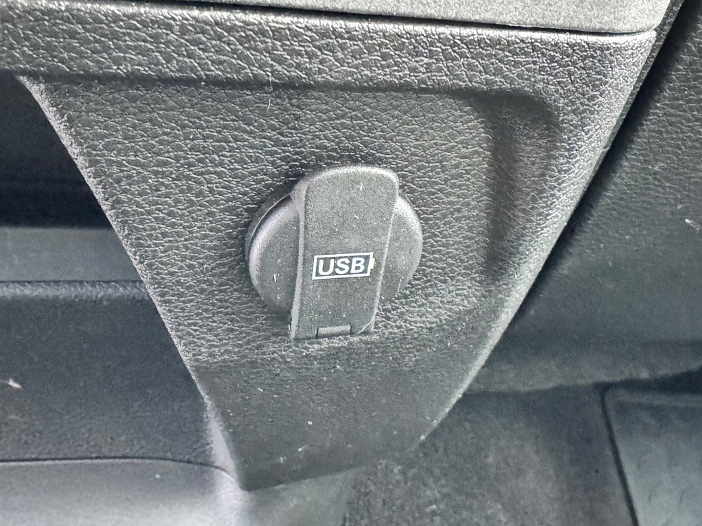 2021 Ram 1500 Classic TRADESMAN 4X4 5.7 / TRÈS BAS KILOS 45.500KM WOW / in Thetford Mines, Quebec - 50 - w1024h768px