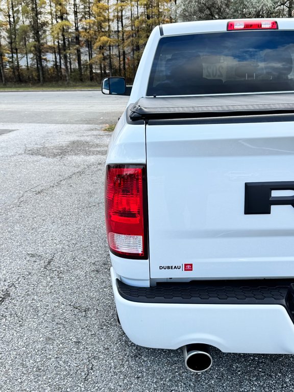 2021 Ram 1500 Classic TRADESMAN 4X4 5.7 / TRÈS BAS KILOS 45.500KM WOW / in Thetford Mines, Quebec - 22 - w1024h768px