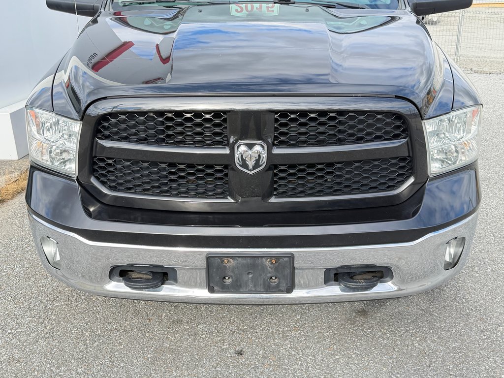 2015 Ram 1500 OUTDOORSMAN 4X4 / QUAD CAB / 5.7 / BAS KILOS / in Thetford Mines, Quebec - 14 - w1024h768px