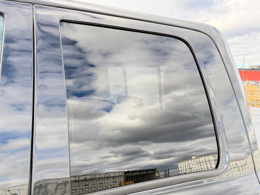 2015 Ram 1500 OUTDOORSMAN 4X4 / QUAD CAB / 5.7 / BAS KILOS / in Thetford Mines, Quebec - 22 - w1024h768px
