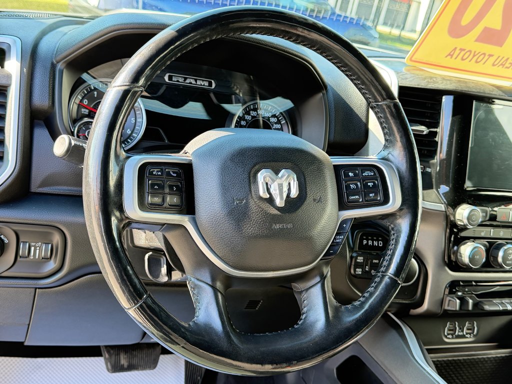 Ram 2500 BIG HORN CREW / 6,4 HEMI / BEAU COMME UN COEUR ! / 2020 à Thetford Mines, Québec - 44 - w1024h768px