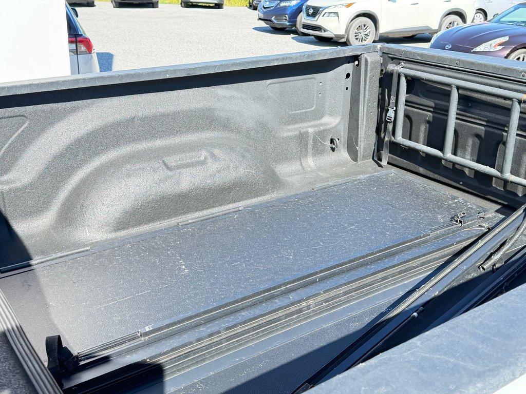 Ram 2500 BIG HORN CREW / 6,4 HEMI / BEAU COMME UN COEUR ! / 2020 à Thetford Mines, Québec - 68 - w1024h768px