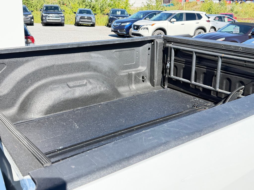 Ram 2500 BIG HORN CREW / 6,4 HEMI / BEAU COMME UN COEUR ! / 2020 à Thetford Mines, Québec - 28 - w1024h768px